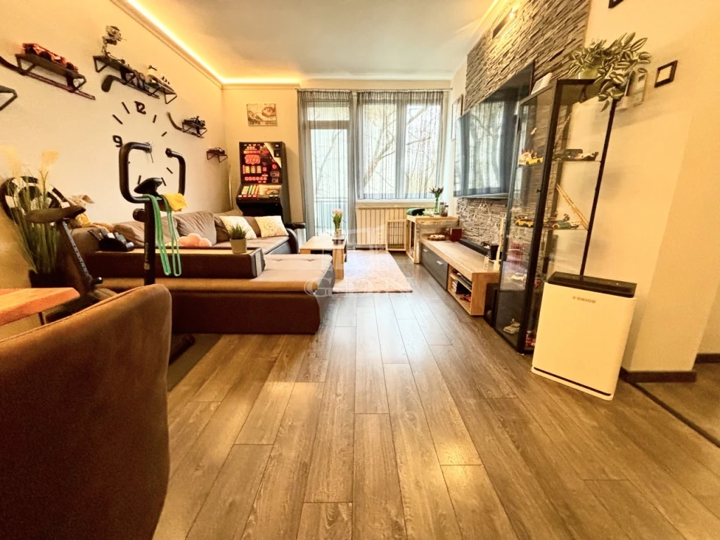 Eladó téglalakás, Budapest XVI. kerület, Mátyásföld, Újszász utca