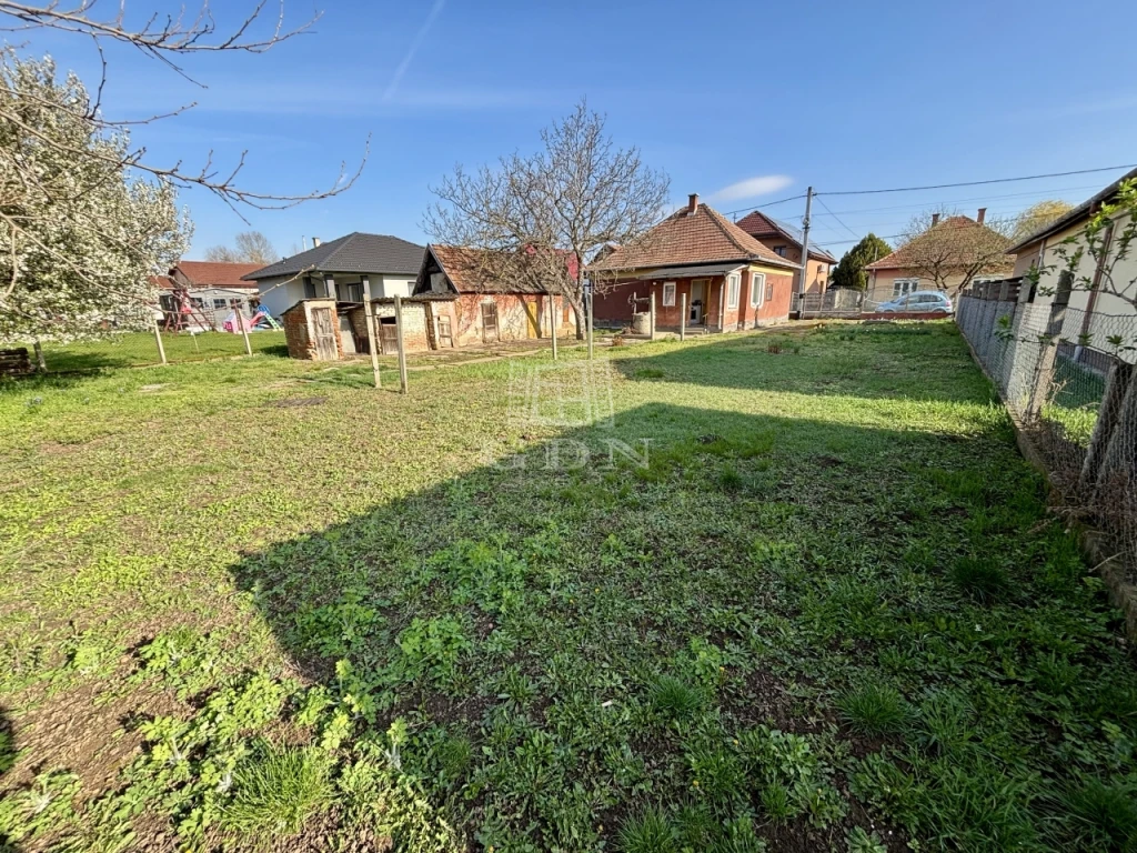 Eladó családi ház, Maglód, Nyaraló, József körút