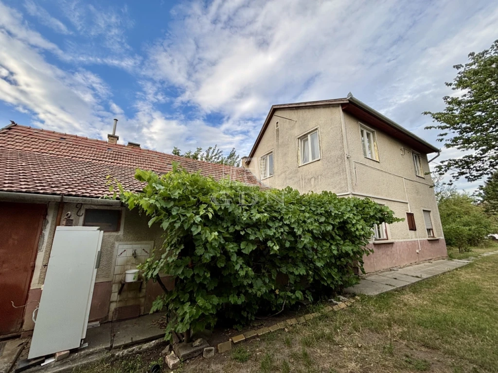 Eladó családi ház, Monor, Mikszáth Kálmán utca