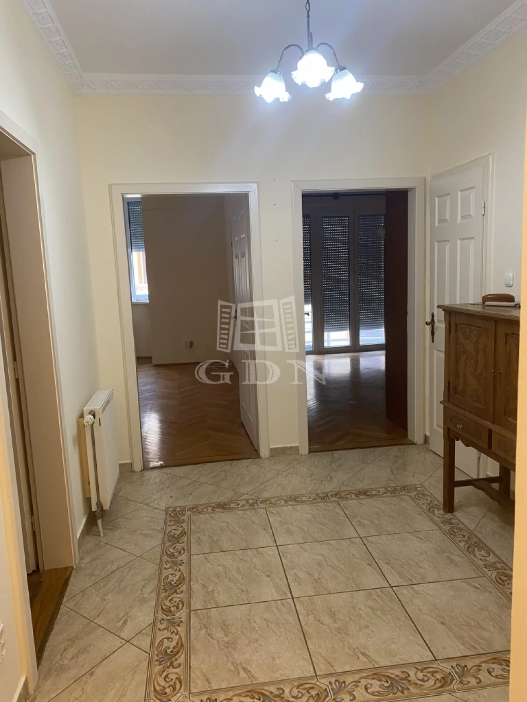 Kiadó téglalakás, Kaposvár, Zárda utca