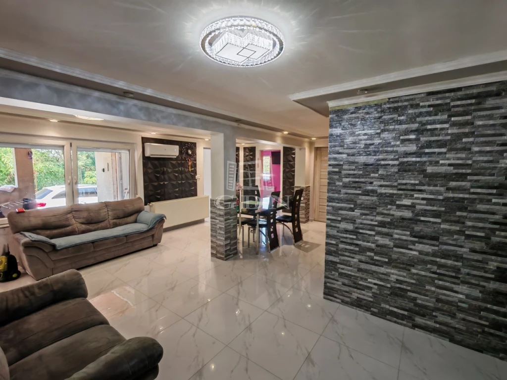 Eladó családi ház, Pécel, Bartoshegy, Bartoshegy