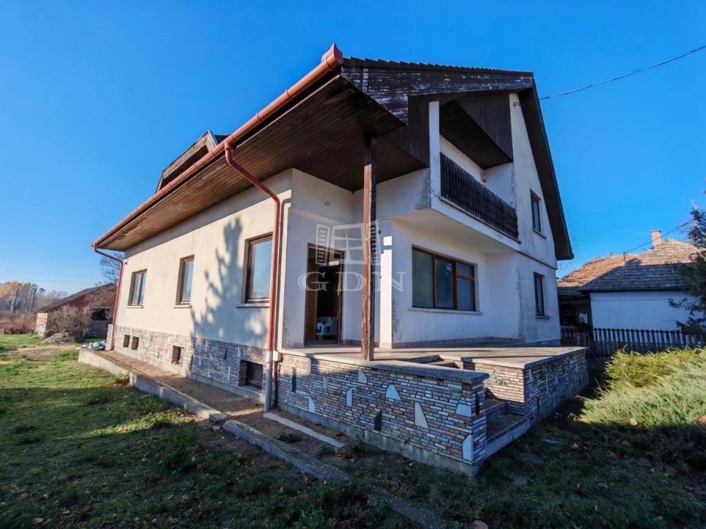 Eladó családi ház, Tápiószecső, Központ, Tápiószecső