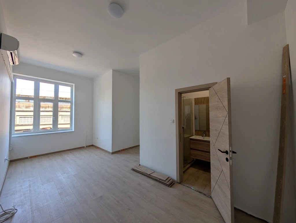 Eladó Lakás, Budapest XXI. kerület Karácsony Sándor utca 25.900.000 Ft