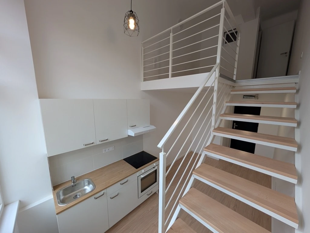 Eladó Lakás, Budapest XXI. kerület Karácsony Sándor utca 22.900.000 Ft