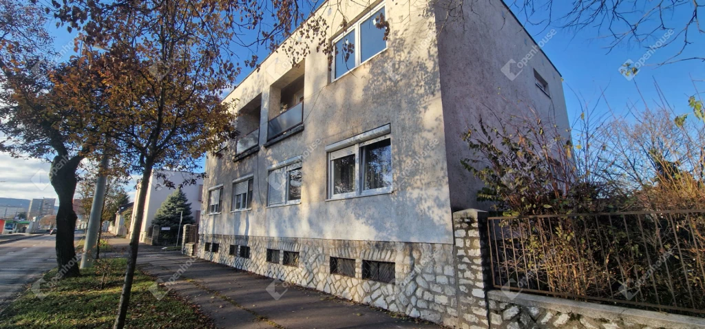 For sale brick flat, Miskolc, Andrássy Gyula utca