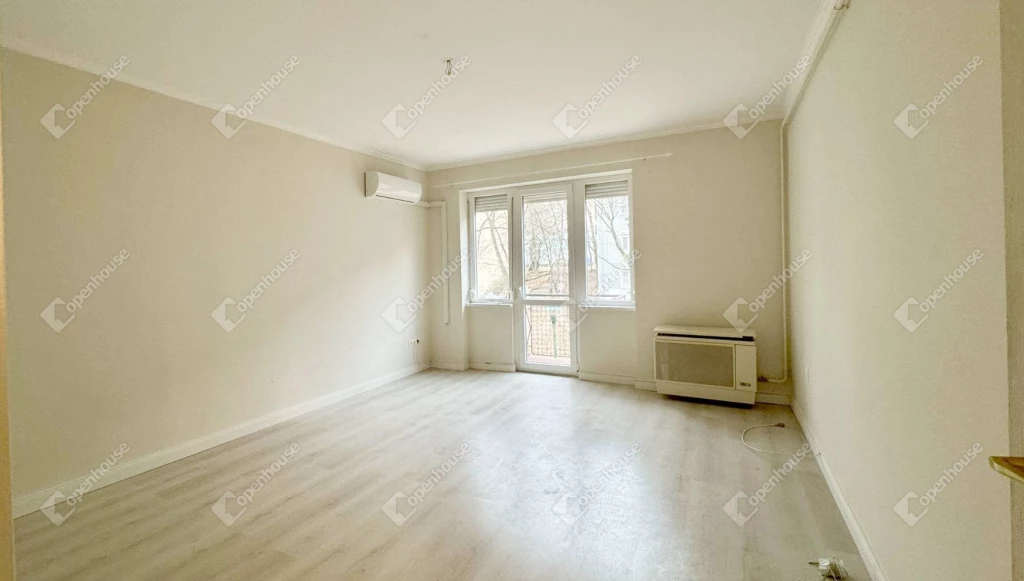 For sale brick flat, Miskolc, park utca