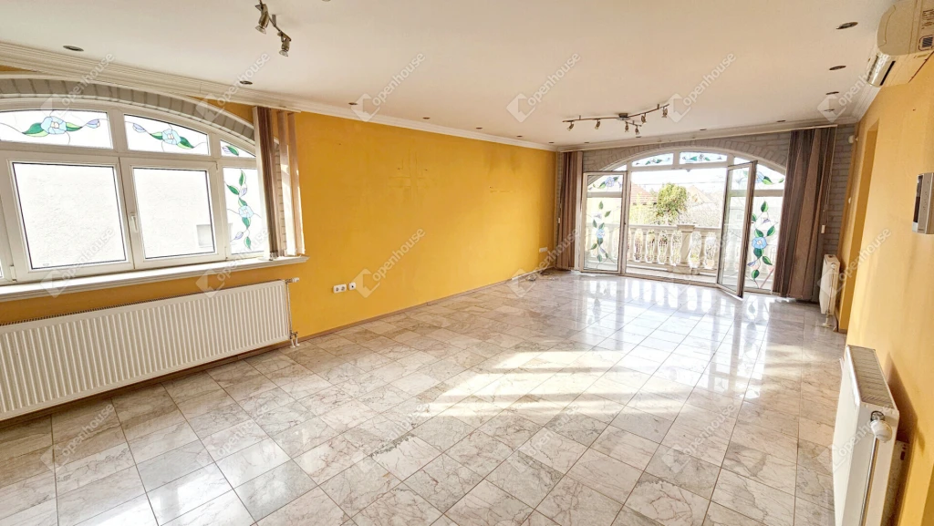 c3-1-name c2-1-name, Felsőzsolca, Bartók Béla utca