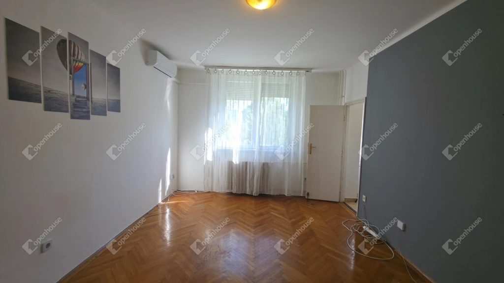 Miskolc csendes városrészében 3. emeleti 1 szobás fiatalos lakás eladó