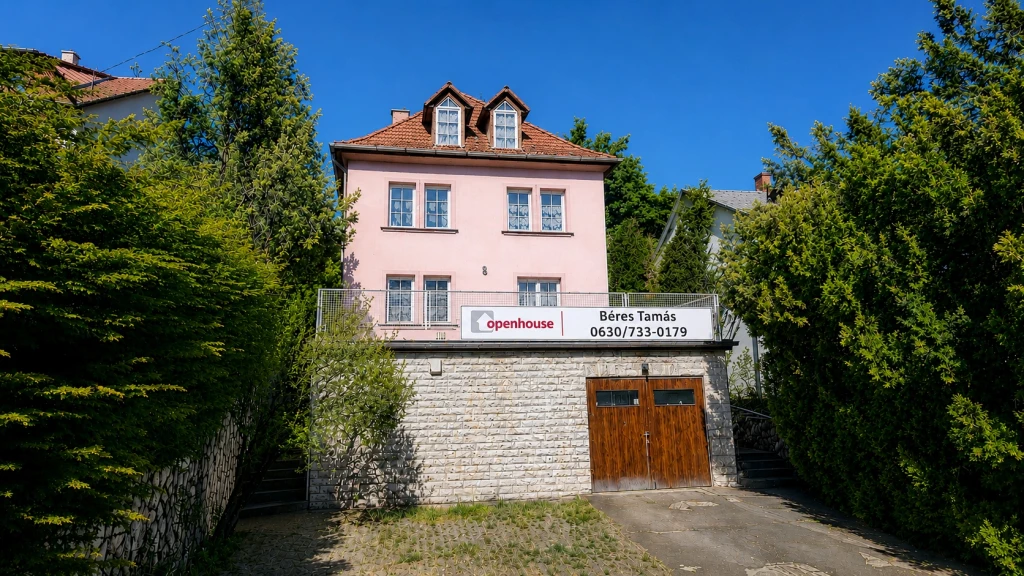 Miskolctapolcán 373 m2-es 12 szobás családi ház vagy panzió eladó!