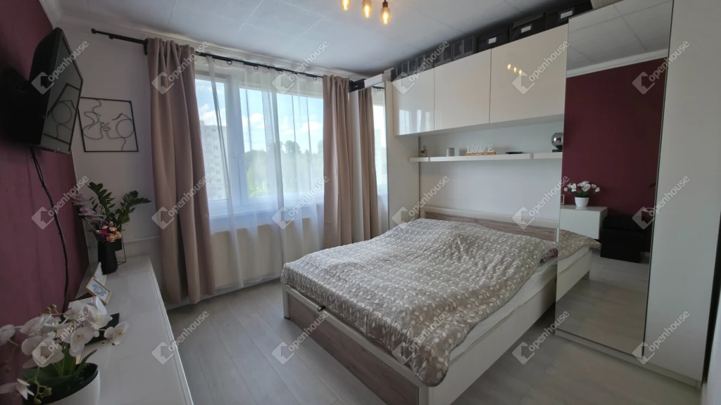 3 szobás teljeskörűen felújított panorámás lakás a Győri kapuban