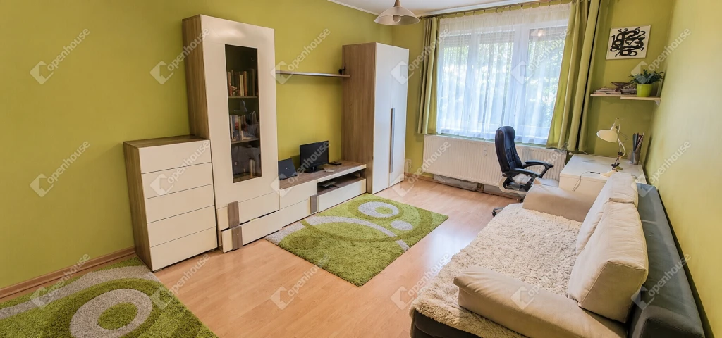 Miskolc dél-kiliáni 3 szobás magasföldszinti 70 m2-es panellakás eladó