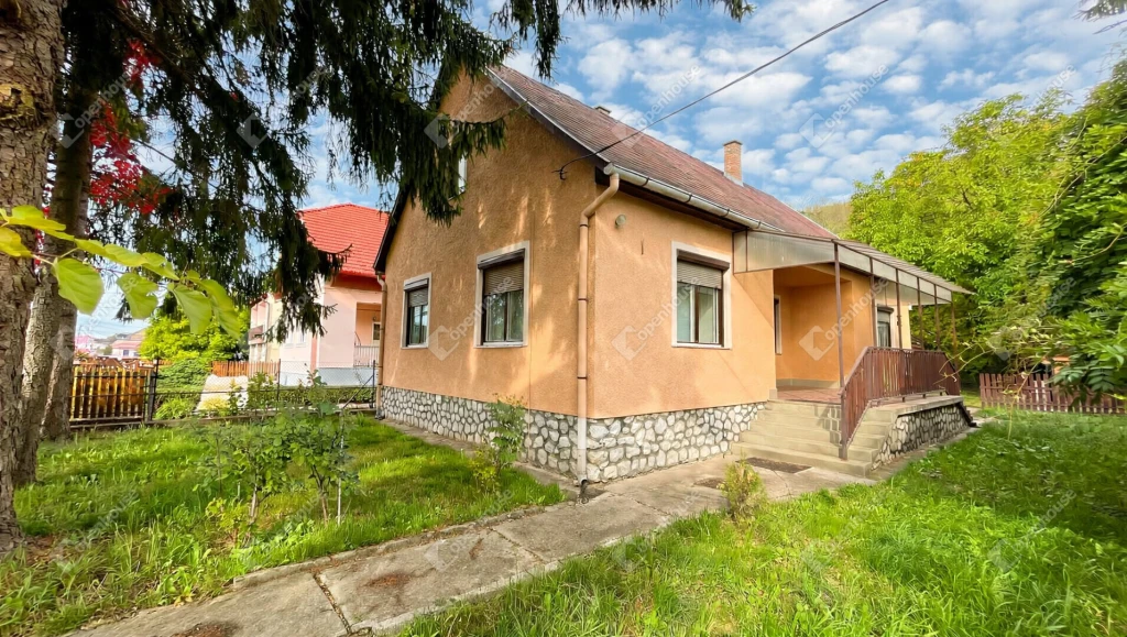 Egerszalókon 3 szobás családi ház eladó