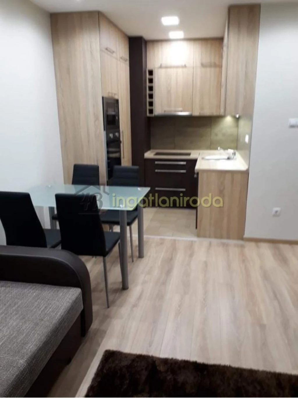 Nyíregyháza Örökösföld új negyedében, Szilvavölgy lakóparkban kiadásra kínálok egy  igényes, modern, nagyon szép állapotú,...