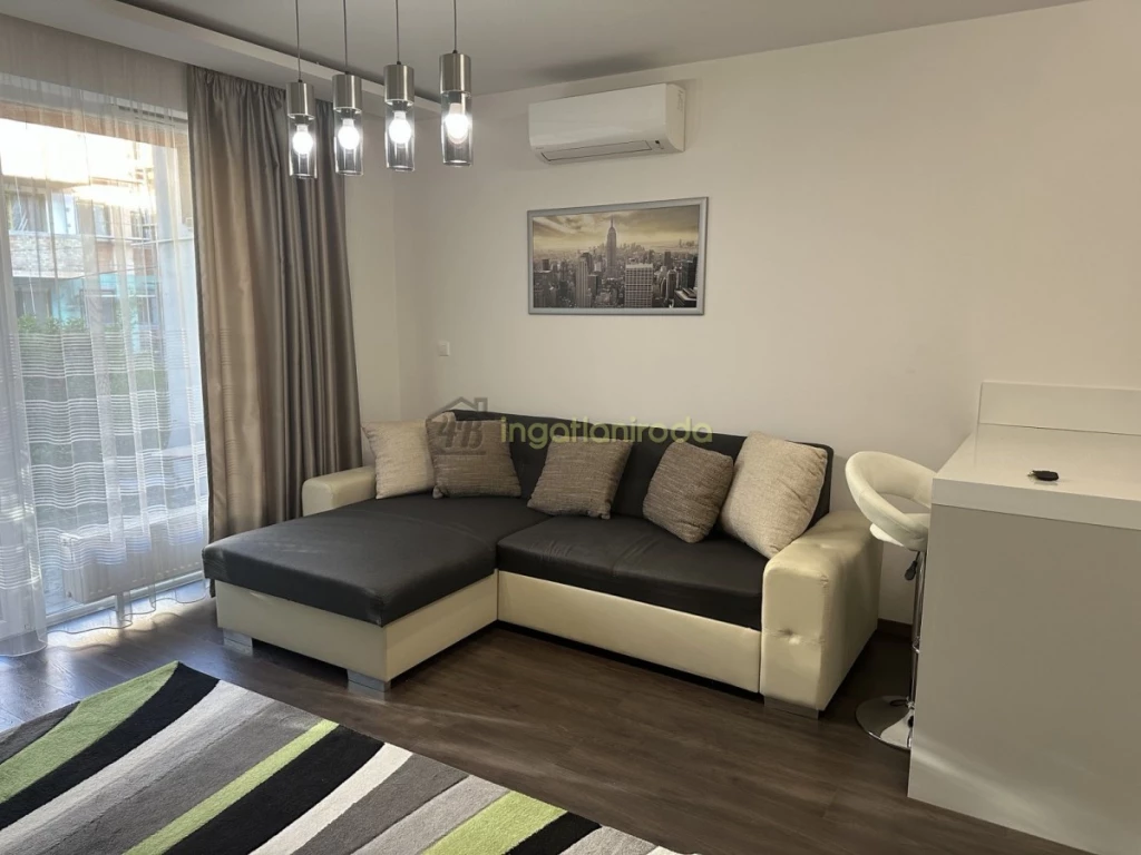 Kiadó kertkapcsolatos, földszinti lakás az Örökösföld új negyedében!Nyíregyháza egyik legkedveltebb vásrosrészében,azonnali...