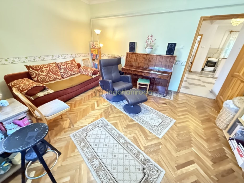 Nyíregyháza Kertvárosban eladó egy 2 lakásos társasházban található földszinti, kertkapcsolatos, 85 m2 hasznos alapterültű ...