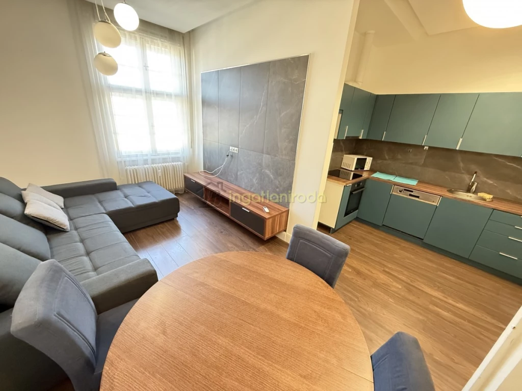 Kiadó álomlakás Nyíregyháza abszolút belvárosában!Ha mindig is szerettél volna a város szívében élni, ahol minden...