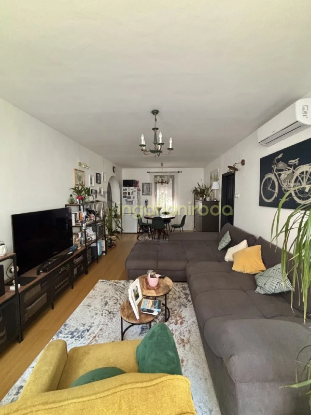 Belvárosi lehetőség kivételes áron – 58 m²-es, felújított lakás eladóA Nyíregyháza belvárosától mindössze 2 perc sétára,...