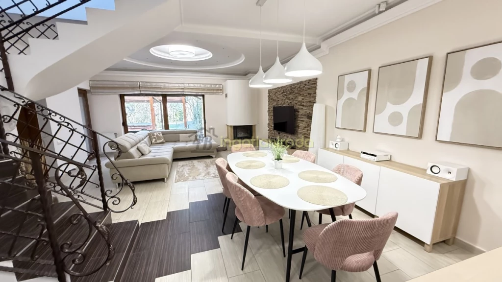 Álomház a Báthory Lakóparkban – ahol a nyugalom és a minőség találkozikNyíregyháza egyik legkedveltebb, csendes és...