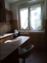 Kecskeméten 1 emeleti, 34 m2-es, garzon lakás eladó