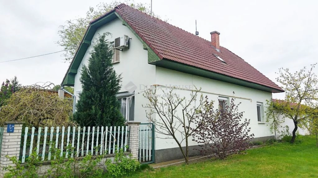 Kiadó MUNKÁSSZÁLLÁS 9-13 főnek, Kecskemét