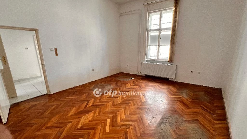 For sale brick flat, Miskolc