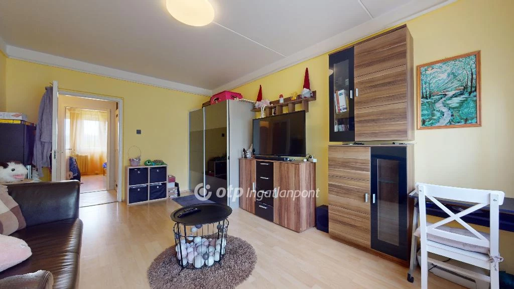 For sale panel flat, Miskolc