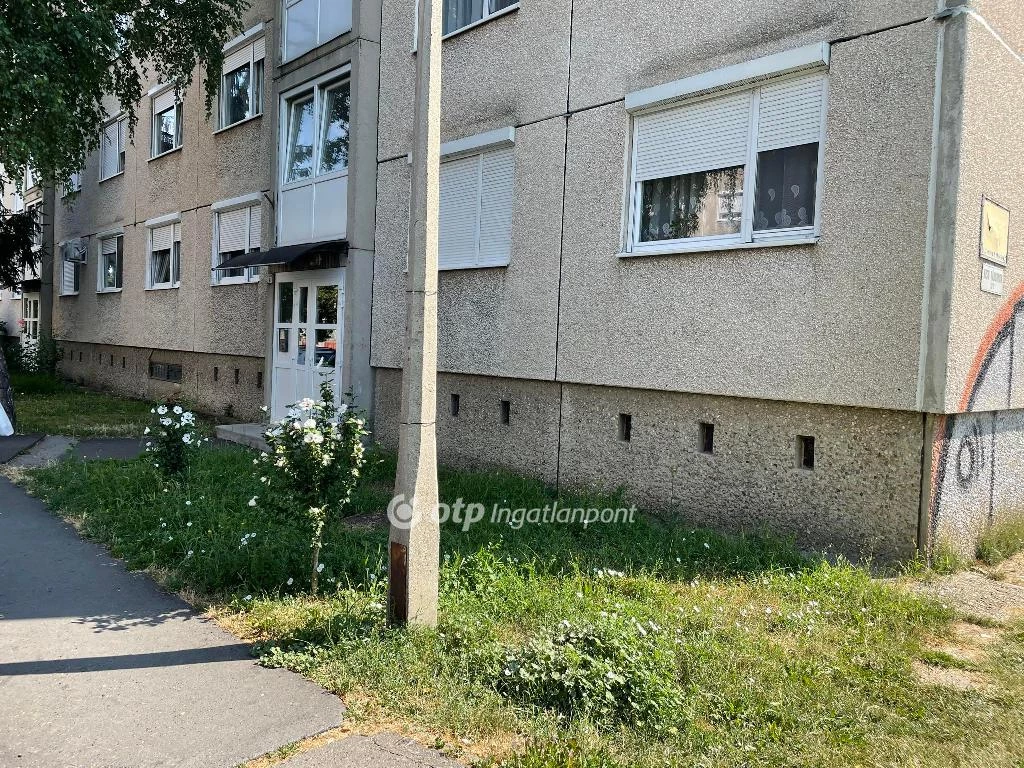 For sale panel flat, Miskolc, Kiss tábornok út