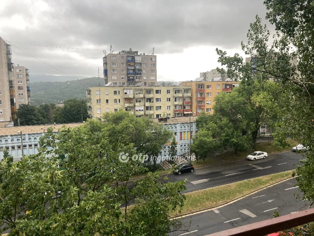 For sale panel flat, Miskolc