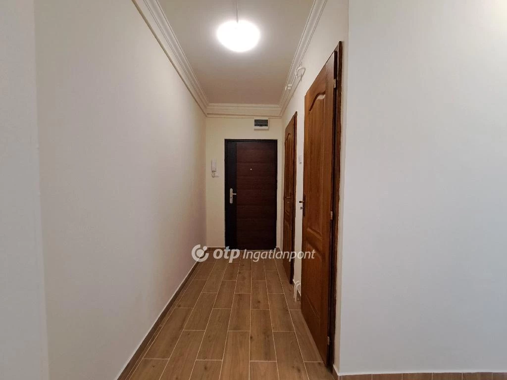 For sale panel flat, Miskolc, Avas