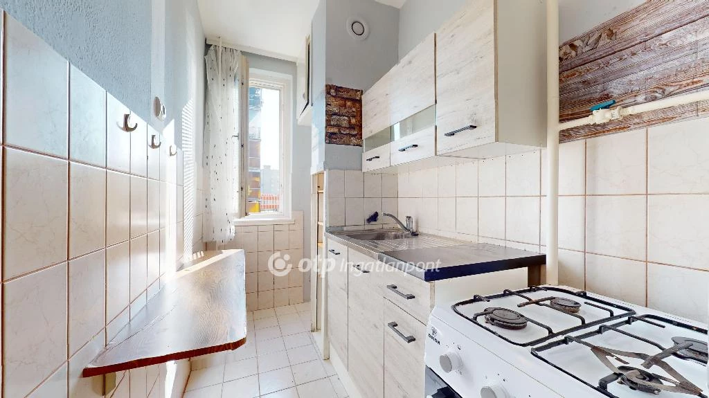 For sale panel flat, Miskolc