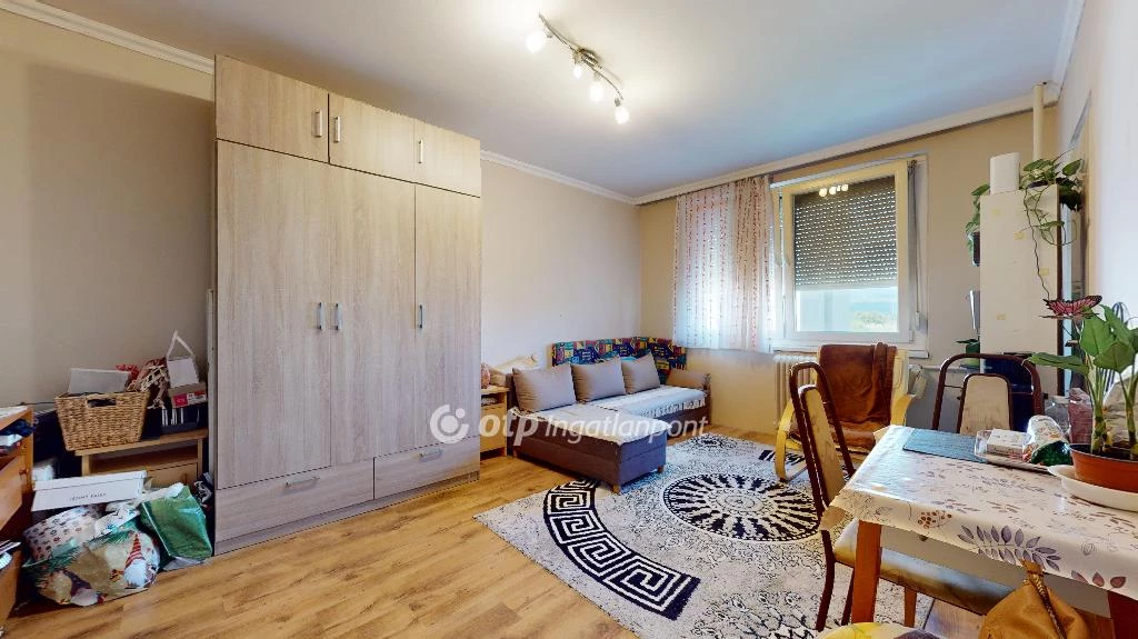 For sale panel flat, Miskolc