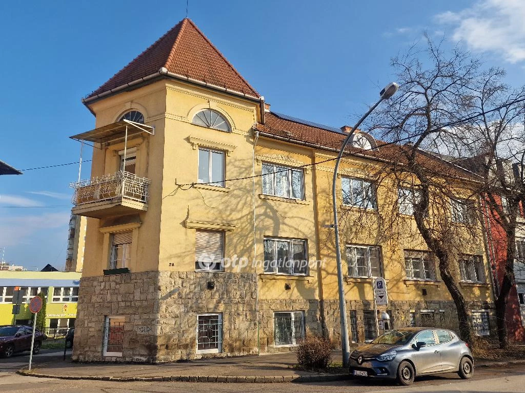 For sale brick flat, Miskolc