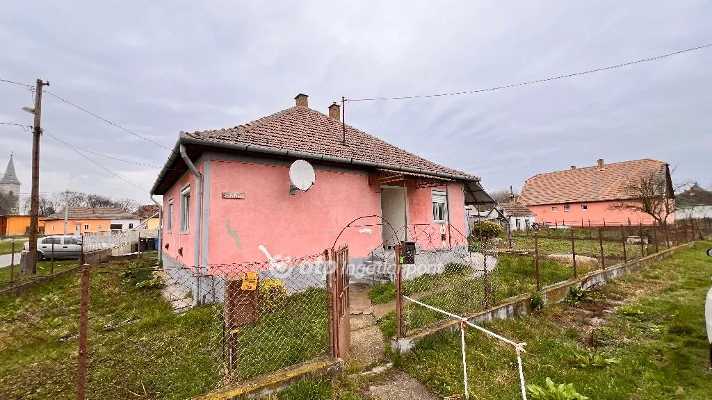 For sale house, Tiszatarján