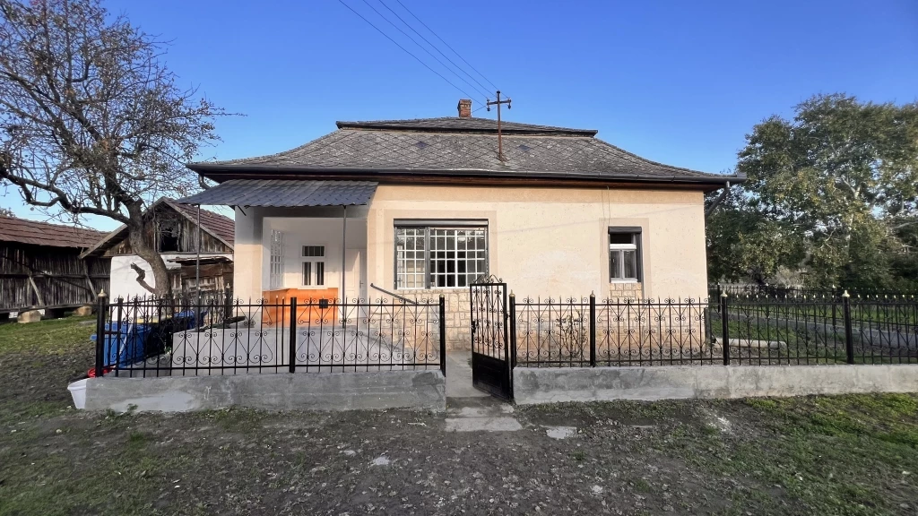 For sale house, Ároktő, Rákóczi utca