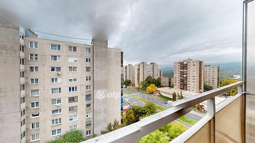 For sale panel flat, Miskolc, Avas