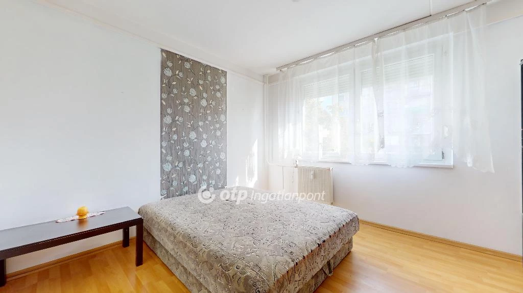 For sale panel flat, Miskolc, Vologda utca