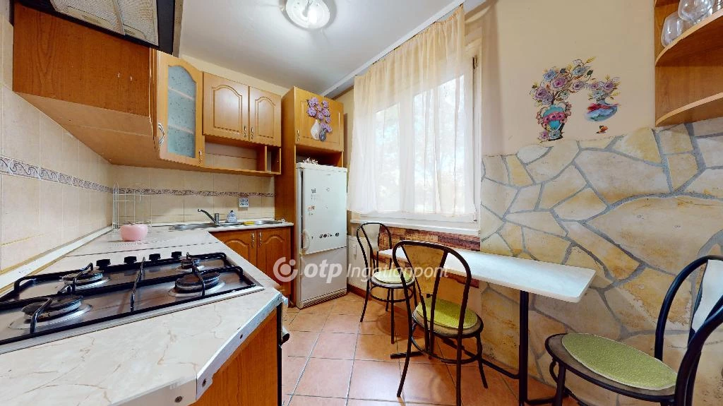 For sale panel flat, Miskolc