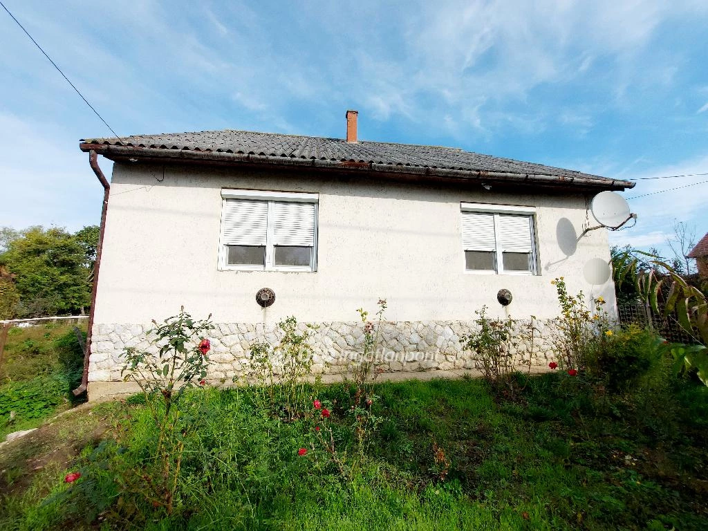 For sale house, Berzék