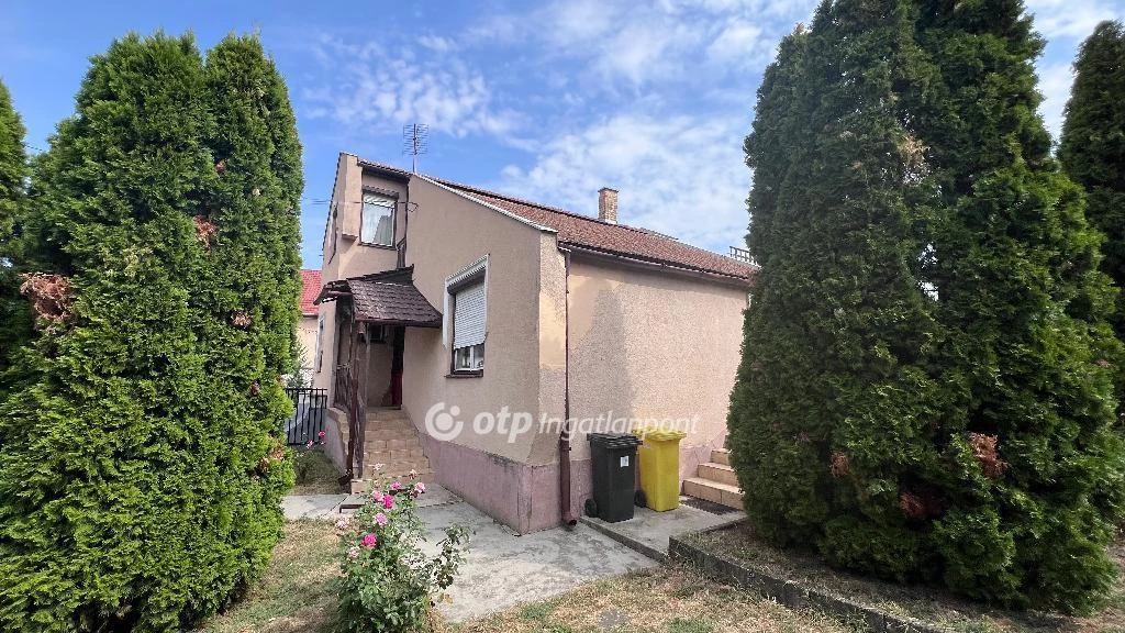 For sale house, Hejőbába