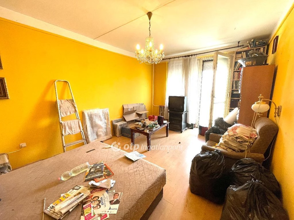 For sale panel flat, Miskolc