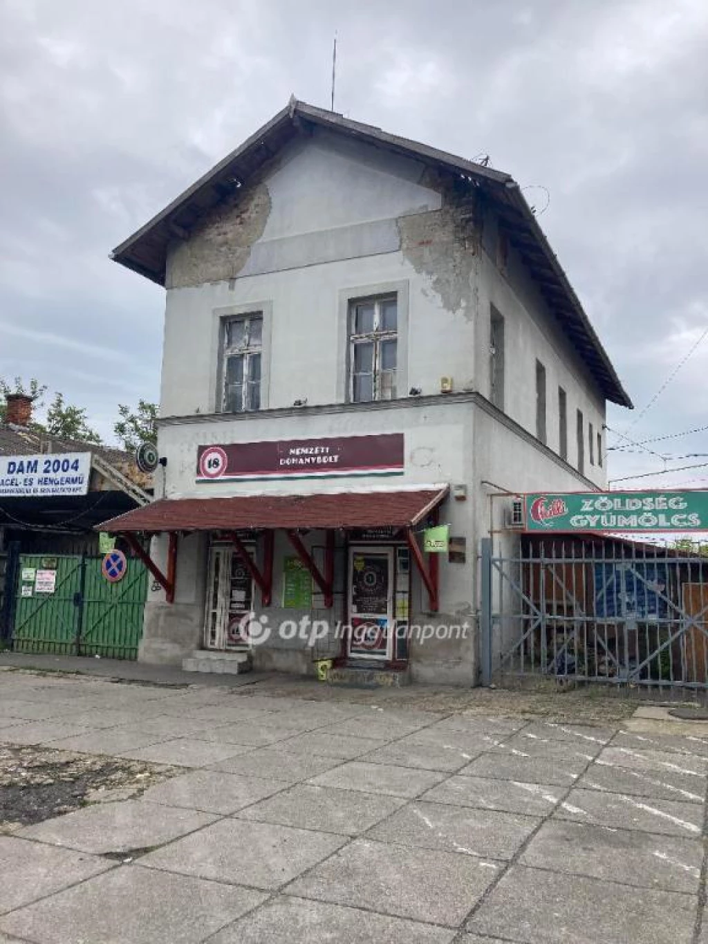 For sale office, office block, Miskolc, Láditelep