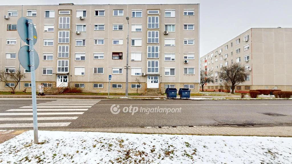 For sale panel flat, Tiszaújváros, Szederkényi utca