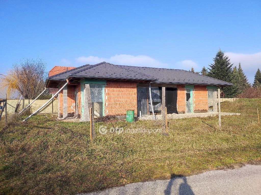 For sale house with a garden, Nyékládháza