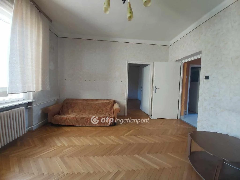 For sale brick flat, Miskolc, Csabai kapu