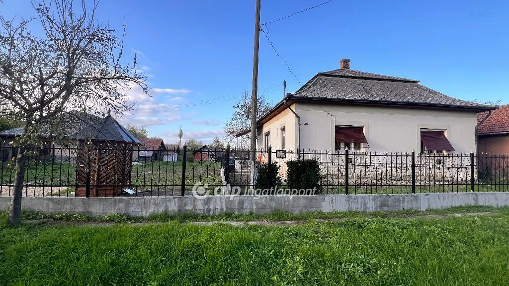 For sale house, Ároktő