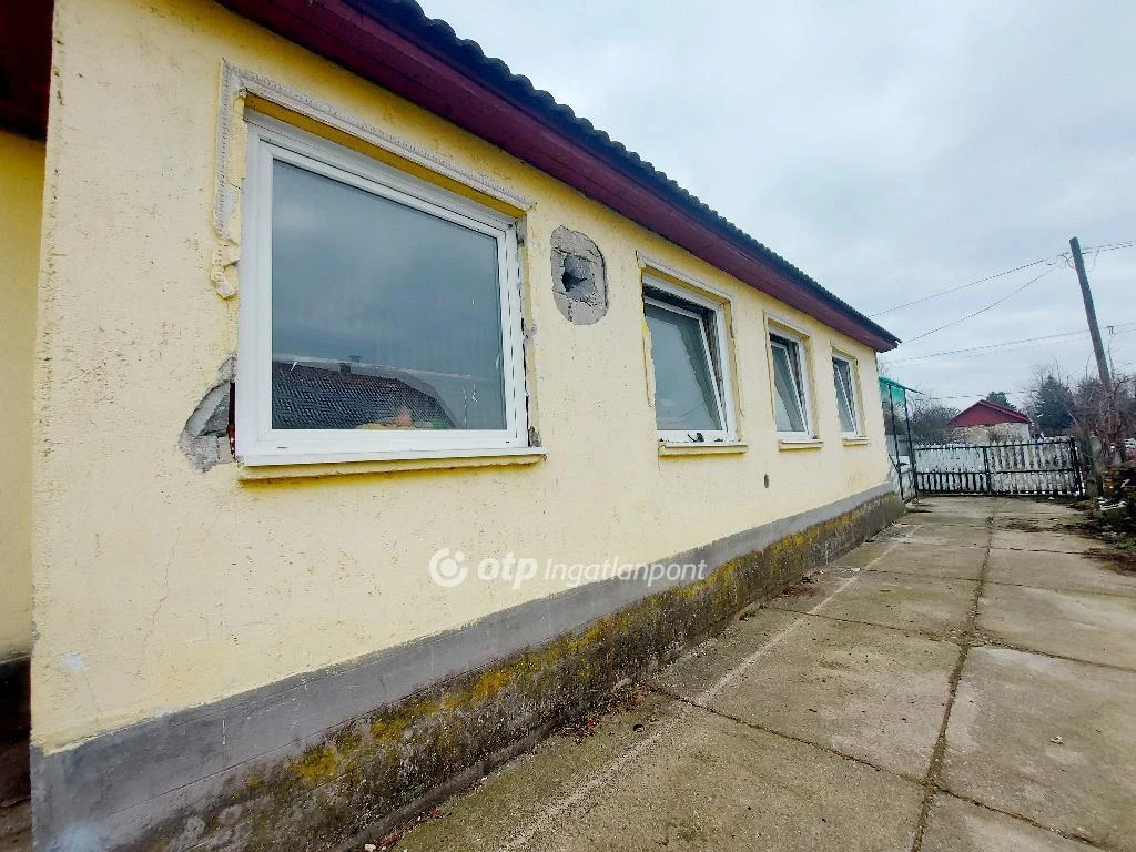 For sale house, Aszaló