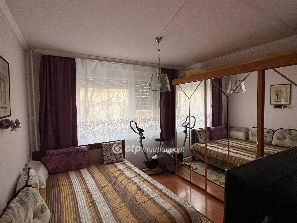 For sale panel flat, Miskolc