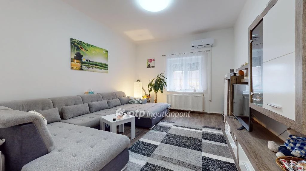 For sale brick flat, Miskolc