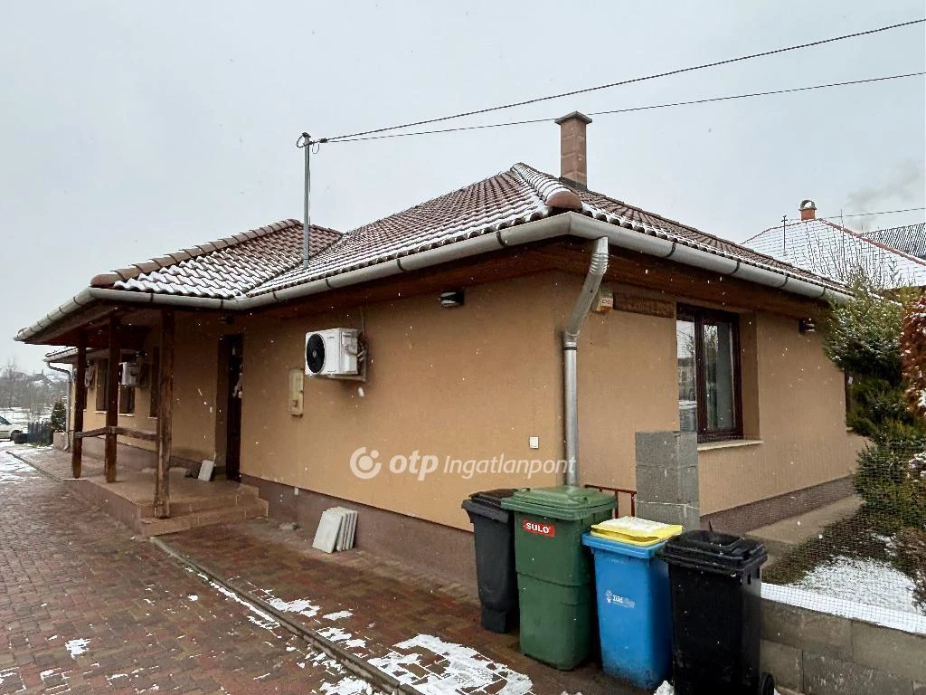 For sale house, Onga