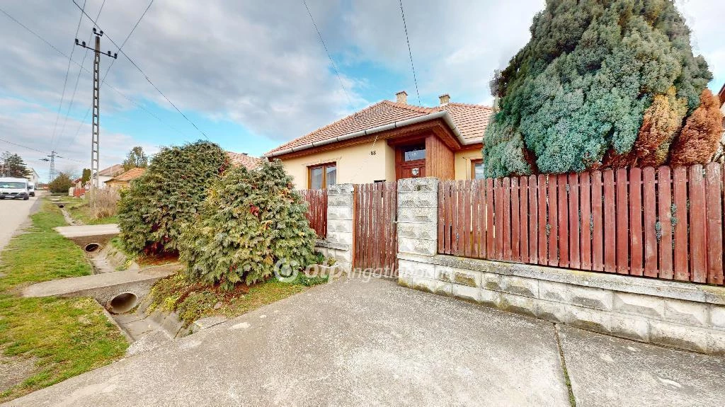 For sale house, Bekecs